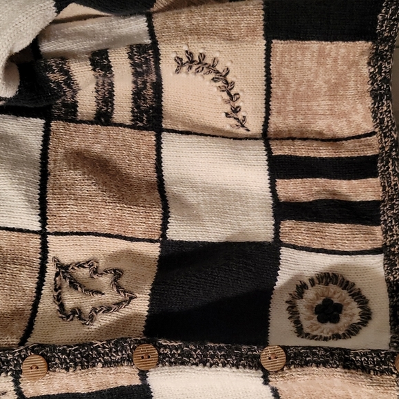 Christopher & Banks Cardigan - Picture 4 of 4